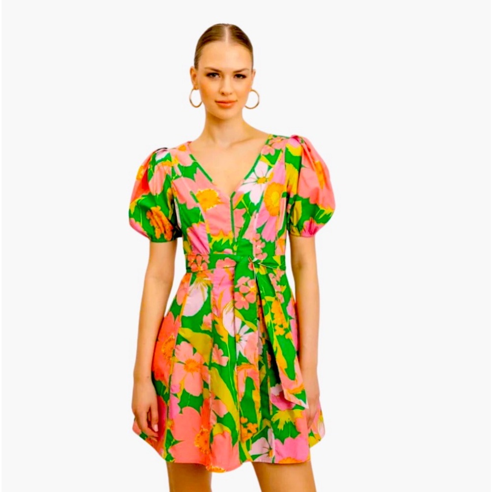 Beautiful floral dress new with tags